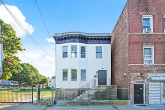 909 Castle Hill Ave, Bronx, NY 10473