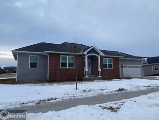 1306 Huron St, Mediapolis, IA 52637