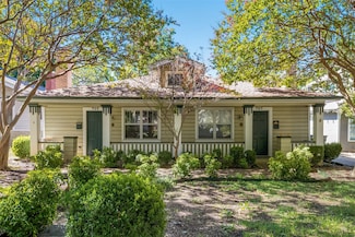 705 Parkmont St, Dallas, TX 75214
