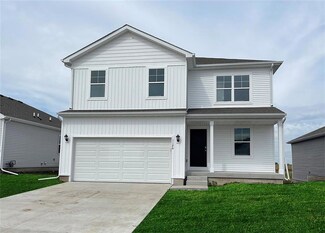 2816 Birchwood Dr, Norwalk, IA 50211