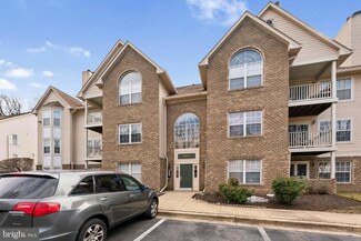 9804 Lake Pointe Ct Unit 104, Upper Marlboro, MD 20774