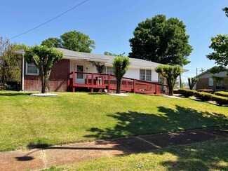 405 W Michigan Ave, Muscle Shoals, AL 35661