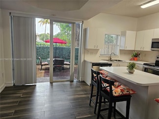 6101 NW 114th Ct Unit 124, Doral, FL 33178