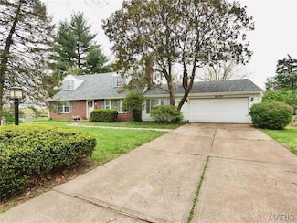 61 Dames Ct, Saint Louis, MO 63135