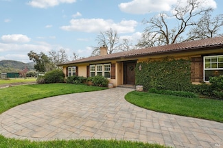 3700 Feliz Creek Rd, Hopland, CA 95449