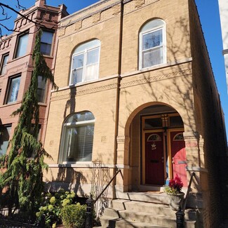 2026 W Cortez St, Chicago, IL 60622