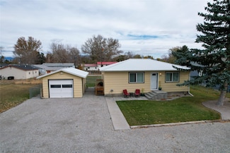 310 N Walnut St, Townsend, MT 59644