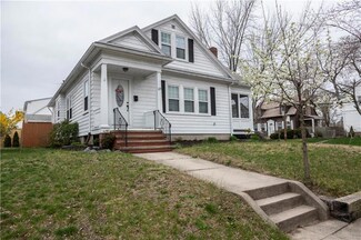129 Grace St, Cranston, RI 02910