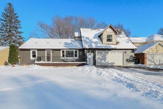 2202 Saint Croix St, Saint Paul, MN 55113