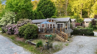 17 Carolina Ct, Highlands, NC 28741