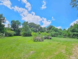 455 W Roberts Rd, Gonzalez, FL 32533