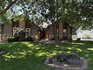 1514 NE Florence Ave, Lee's Summit, MO 64086