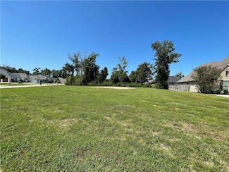 668 Dockside Dr, Slidell, LA 70461