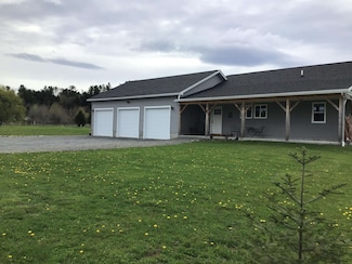 71 Willow Ln, Cambridge, VT 05444
