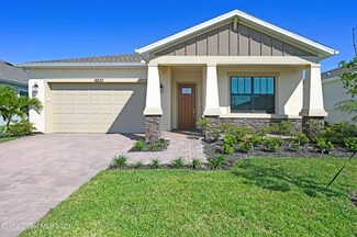 8833 Alister Dr, Melbourne, FL 32940