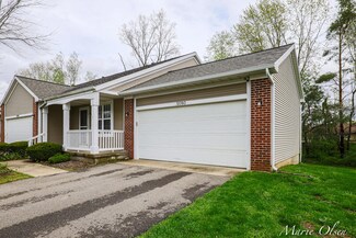 5080 Strawberry Pines Ave NW Unit 70, Comstock Park, MI 49321