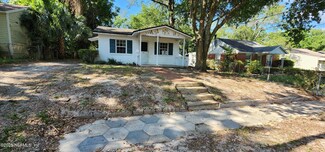 5128 Sunderland Rd, Jacksonville, FL 32210