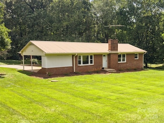 2680 Peachtree Rd, Statesville, NC 28625