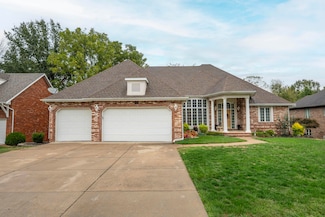 2328 S Celebration Ave, Springfield, MO 65809