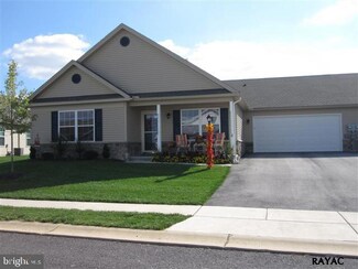 8 Willoughby Ln Unit 8, Gettysburg, PA 17325