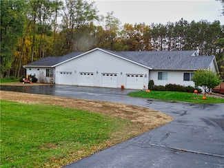 1109 E Laneville Ave Unit C, Durand, WI 54736