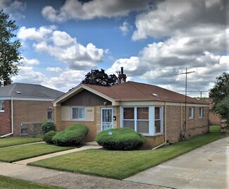 12540 S Justine St, Calumet Park, IL 60827