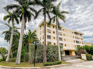 10000 Bay Harbor Terrace Unit 401A, Bay Harbor Islands, FL 33154