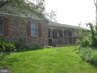 125 Woodland Rd, Hamburg, PA 19526