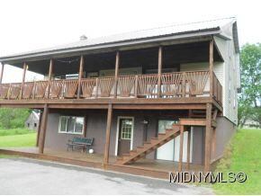 854 Hurricane Rd, Cold Brook, NY 13324