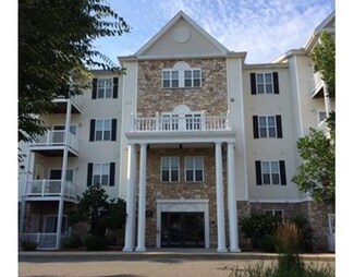 23 Hampshire Rd Unit 216, Methuen, MA 01844