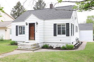 2110 W Norton Ave, Norton Shores, MI 49441