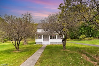 106 Richard Mine Rd, Dover, NJ 07801