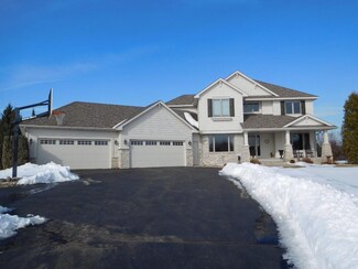 6220 Pagenkopf Rd, Maple Plain, MN 55359