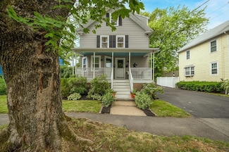 47 Lawrence St, Danvers, MA 01923