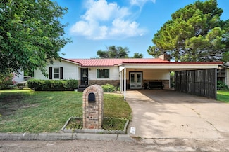 1017 NW 2nd St, Hamlin, TX 79520
