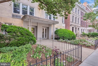 1725 New Hampshire Ave NW Unit 303, Washington, DC 20009