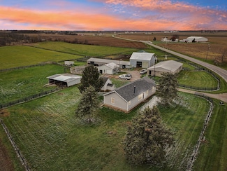 13810 Yankeetown Chenoweth Rd, Mount Sterling, OH 43143