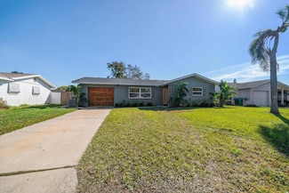 9893 111th St, Seminole, FL 33772