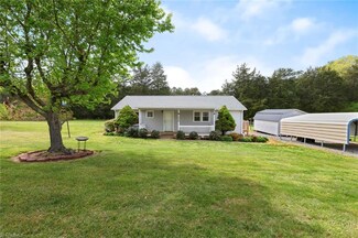 1626 SW School Rd, Clemmons, NC 27012