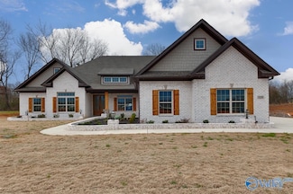 206 Blairwood Ct, Meridianville, AL 35759