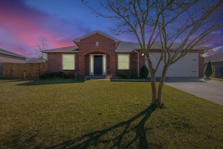 4632 Carmel Cir, Milton, FL 32571
