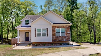 2570 Alex Overlook Way, Clarksville, TN 37043
