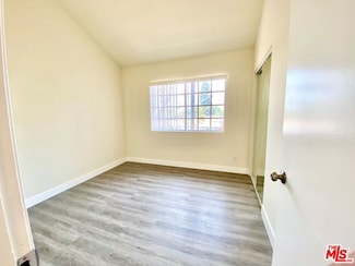 6941 Hazeltine Ave Unit 10, Van Nuys, CA 91405