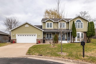 4685 Brickyard Ln, La Crosse, WI 54601