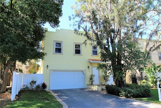 2278 Tami Sola St, Sarasota, FL 34237