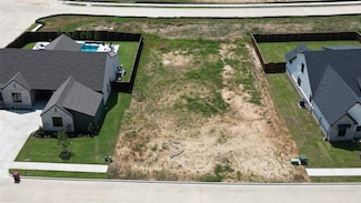 2706 Stonecrest Dr, Sherman, TX 75092