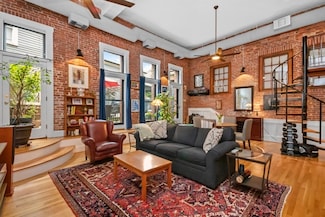 28 Seaverns Ave Unit 11, Jamaica Plain, MA 02130