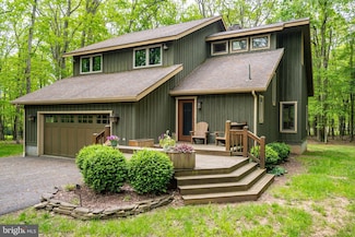 62 Middleton Rd, Oakland, MD 21550