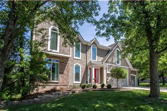 5202 Albervan St, Shawnee, KS 66216
