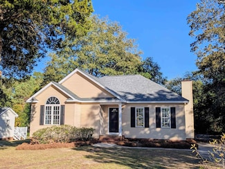 415 Black Ave, Lexington, SC 29072